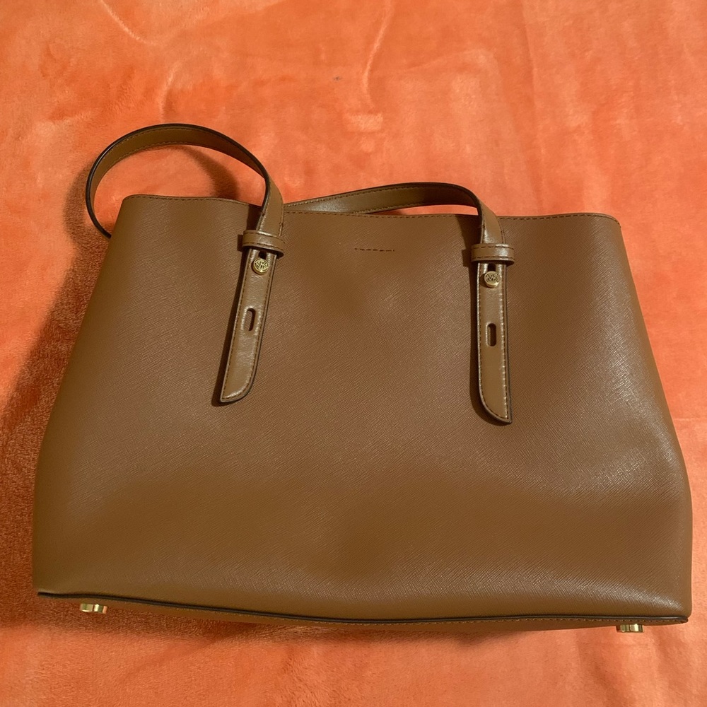 Shoulder bag! 💼